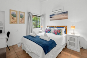 San Lameer 3213 - 2 Bedroom Standard - 4 pax - San Lameer Rental Agency